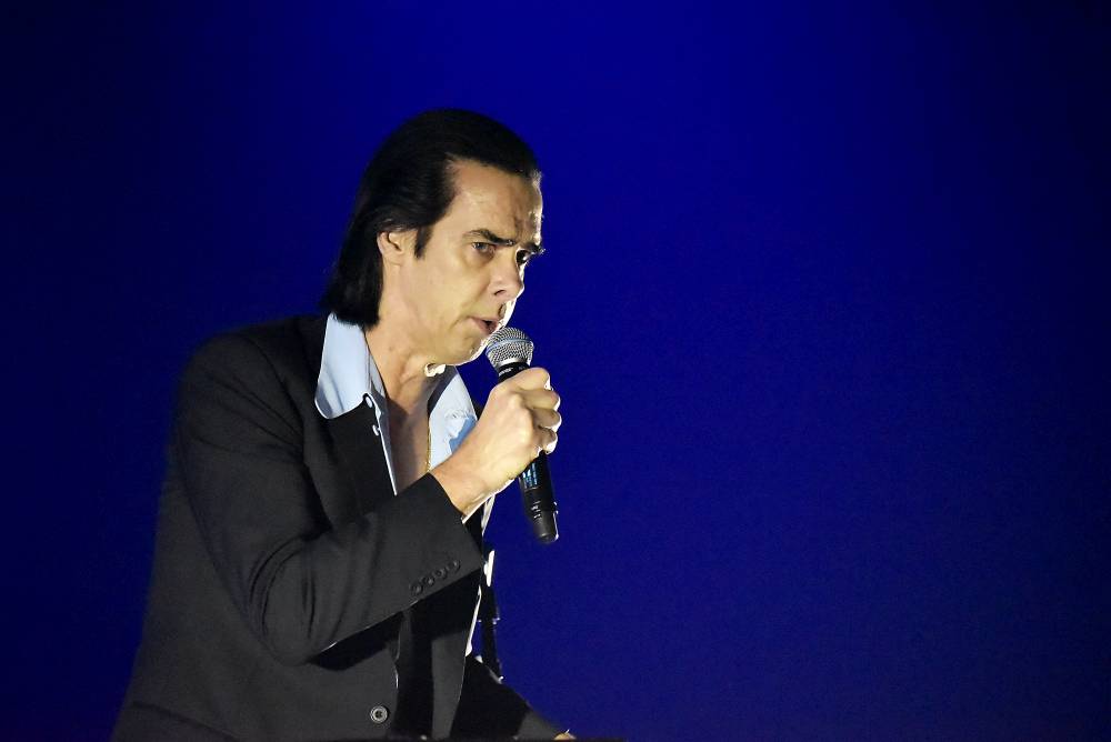 Uhrančivý Nick Cave v Praze druhým objektivem