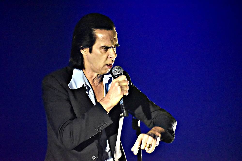 Uhrančivý Nick Cave v Praze druhým objektivem