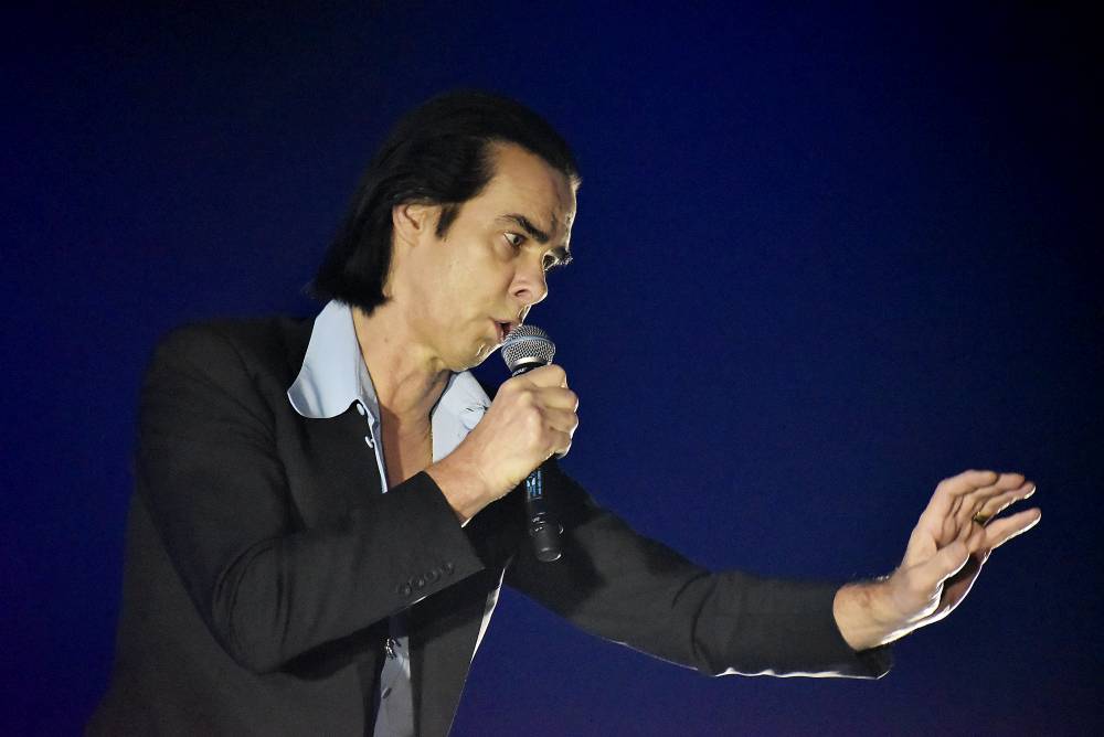 Uhrančivý Nick Cave v Praze druhým objektivem