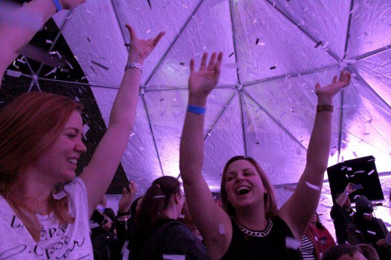 Nebe předvedli v Praze na Výstavišti nebeskou show