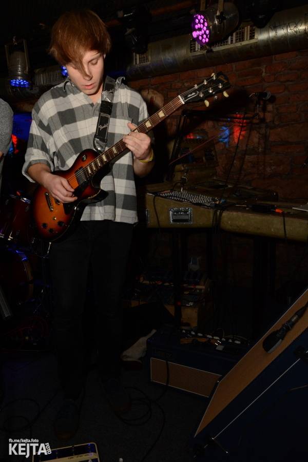 Klub Chapeau Rouge oslavil své 98. narozeniny, zahráli Kapitán Demo, Vložte kočku nebo Ghost Of You