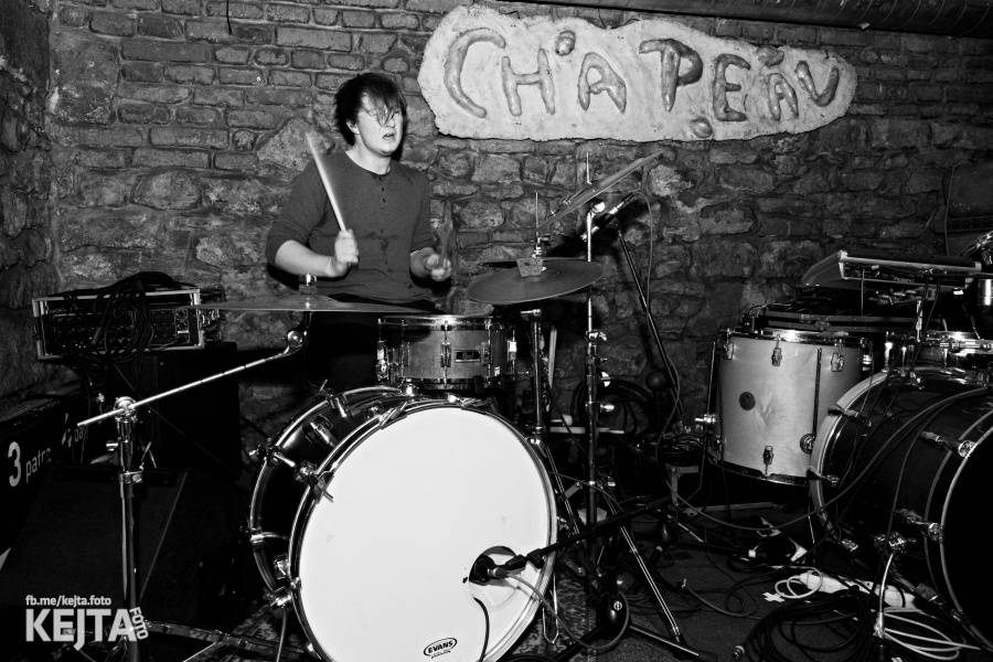 Klub Chapeau Rouge oslavil své 98. narozeniny, zahráli Kapitán Demo, Vložte kočku nebo Ghost Of You