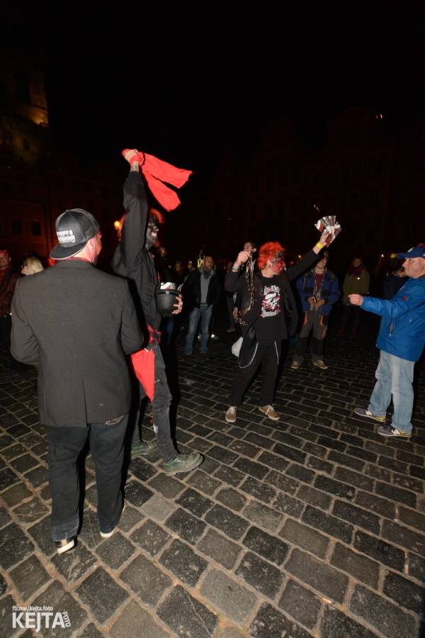 Klub Chapeau Rouge oslavil své 98. narozeniny, zahráli Kapitán Demo, Vložte kočku nebo Ghost Of You