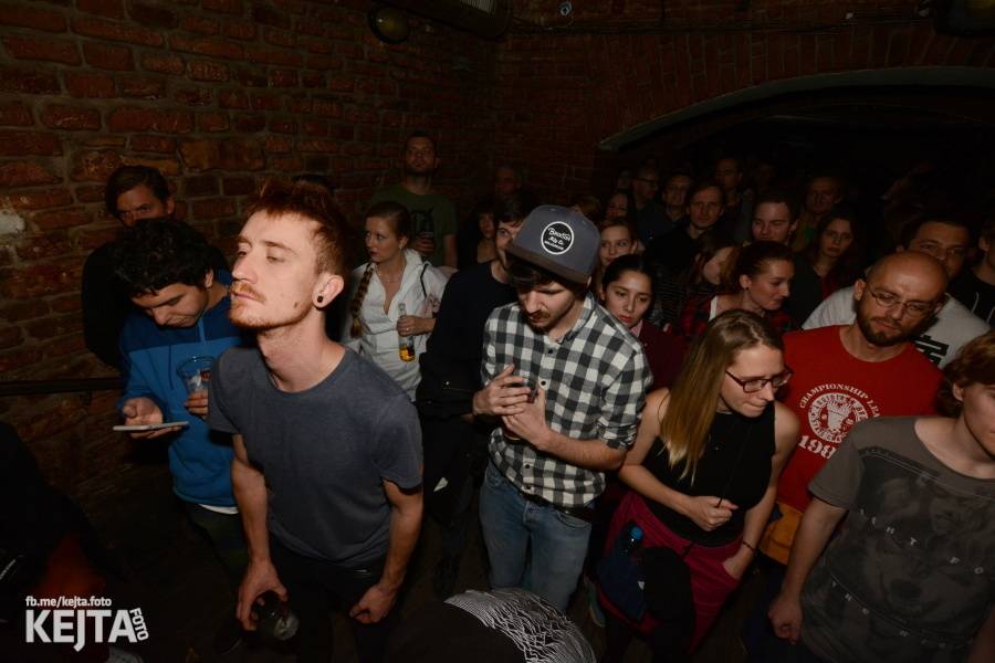 Klub Chapeau Rouge oslavil své 98. narozeniny, zahráli Kapitán Demo, Vložte kočku nebo Ghost Of You