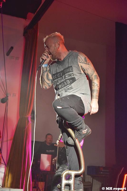 Trautenberk a Cocotte Minute rozpoutali peklo ve vyprodané Šeříkovce