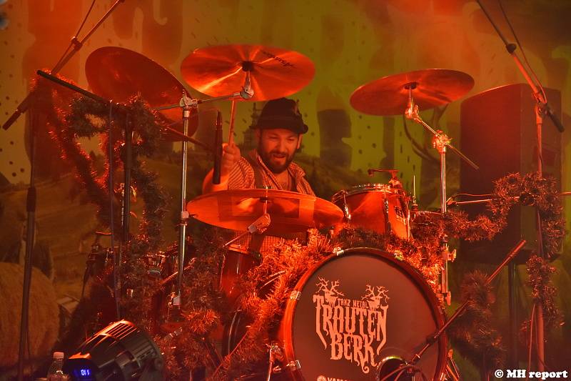 Trautenberk a Cocotte Minute rozpoutali peklo ve vyprodané Šeříkovce