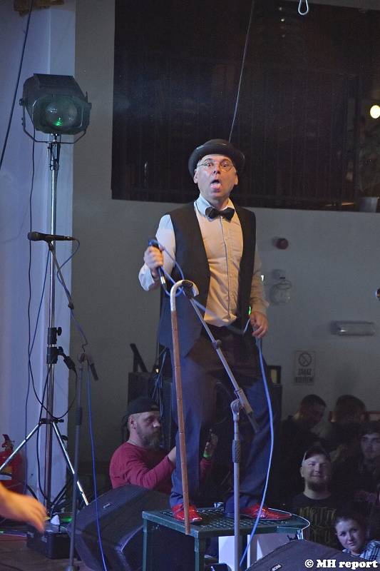 Trautenberk a Cocotte Minute rozpoutali peklo ve vyprodané Šeříkovce