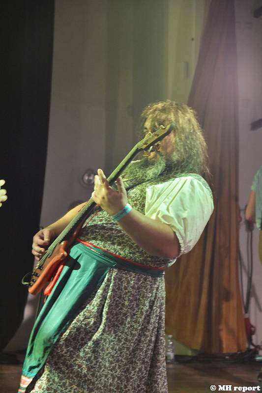 Trautenberk a Cocotte Minute rozpoutali peklo ve vyprodané Šeříkovce