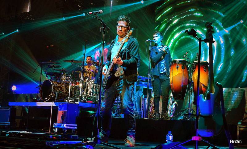 Chinaski vyprodali arénu v Hradci Králové a předvedli ohromující show