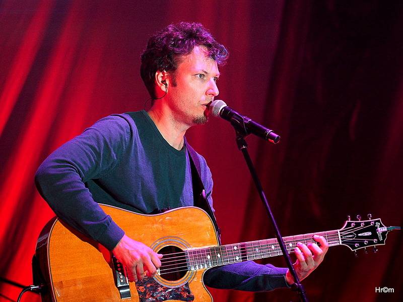 Chinaski vyprodali arénu v Hradci Králové a předvedli ohromující show