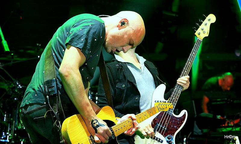 Chinaski vyprodali arénu v Hradci Králové a předvedli ohromující show