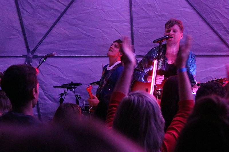 Nebe v Brně rozbalili své kočovné planetárium