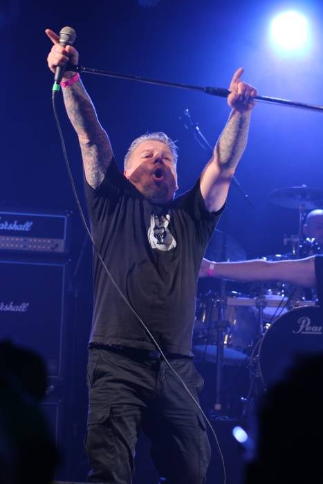 Ferat vstal z popela jako bájný Fénix, v Plzni slavil třicetiny