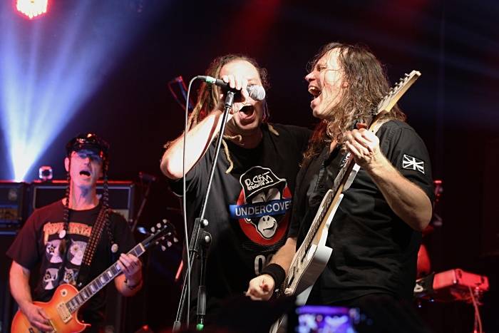 Ferat vstal z popela jako bájný Fénix, v Plzni slavil třicetiny