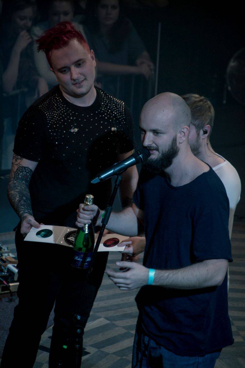 Poetika a Mirai pokřtili své debutové desky, kmotry byli Pokáč a Ewa Farna