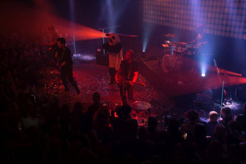 Poetika a Mirai pokřtili své debutové desky, kmotry byli Pokáč a Ewa Farna