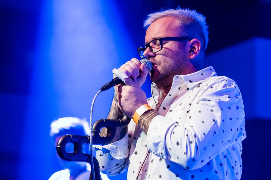 Cocotte Minute udělali bordel ve vyprodaném Lucerna Music Baru