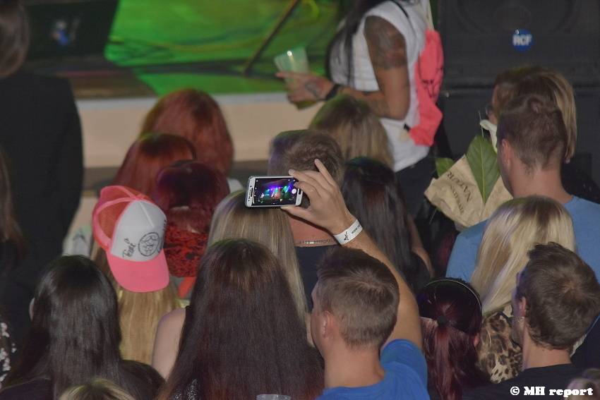 Pekař a Jakub Děkan zazpívali své hity v plzeňské Šeříkovce