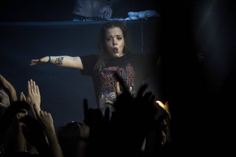 Slovanská rave party v centru Prahy: Little Big přivezli zběsilé taneční rytmy a světelnou show