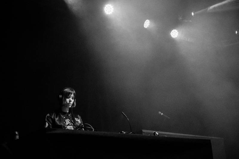 Slovanská rave party v centru Prahy: Little Big přivezli zběsilé taneční rytmy a světelnou show