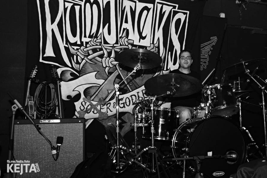 Vyprodané Rock Café: The Rumjacks se vrátili do Prahy