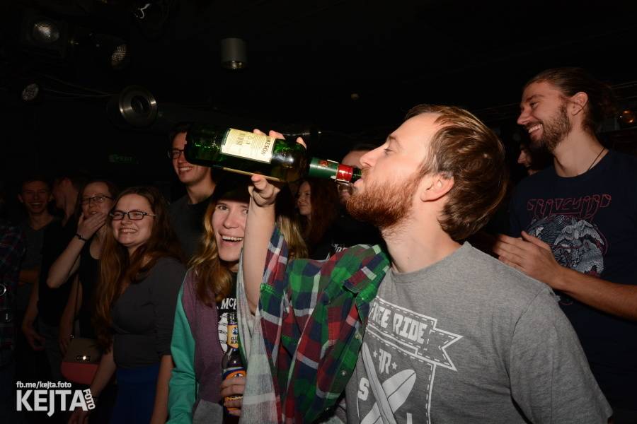 Vyprodané Rock Café: The Rumjacks se vrátili do Prahy