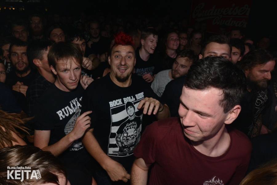 Vyprodané Rock Café: The Rumjacks se vrátili do Prahy