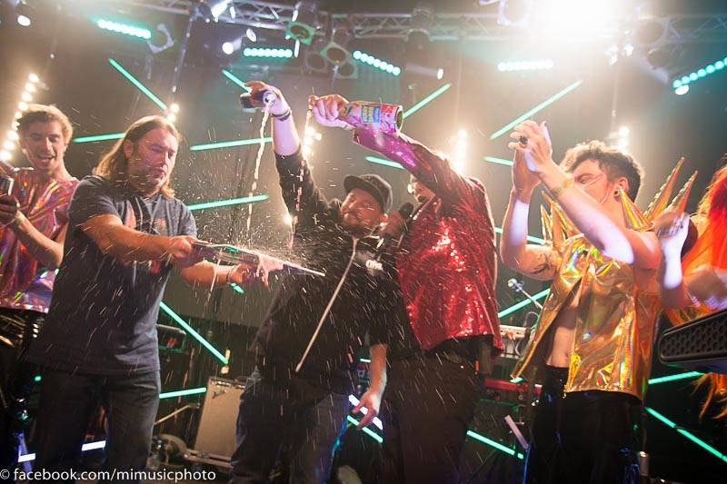 Mydy Rabycad roztančili Lucerna Music Bar a pokřtili novou desku