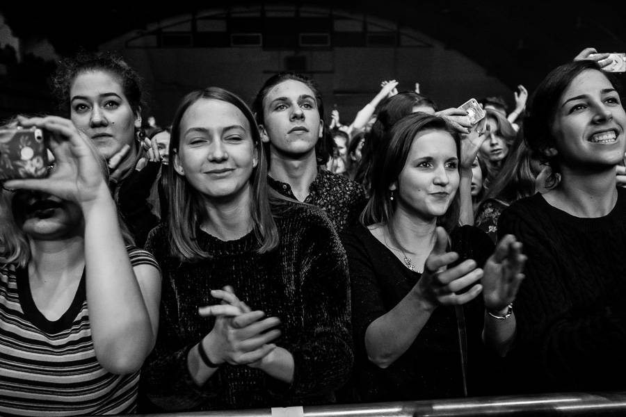 Přesunutí The Kooks v Praze rozjařili své fanoušky