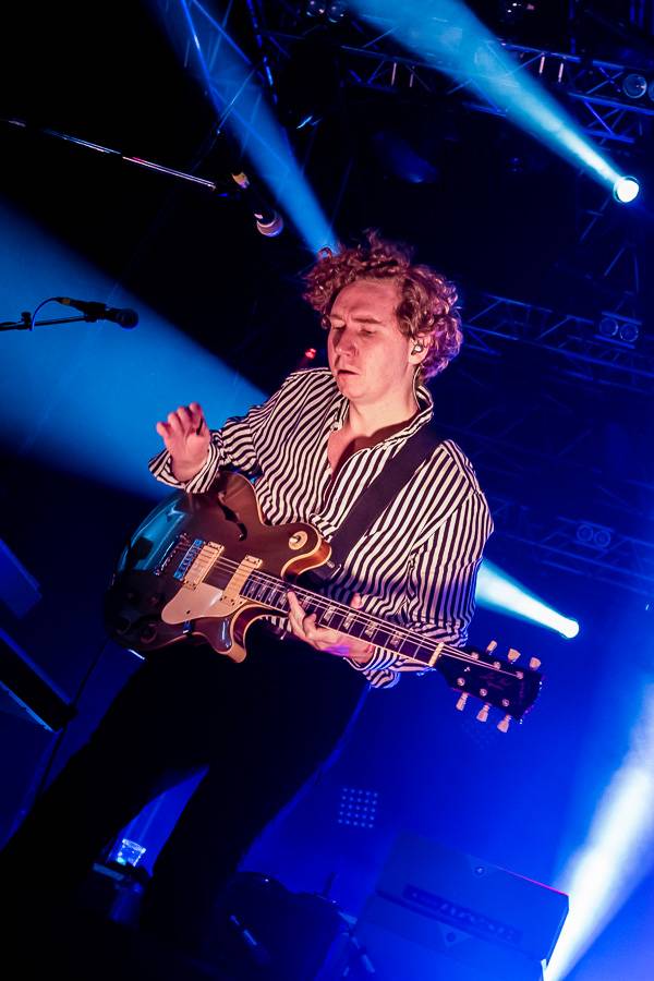 Přesunutí The Kooks v Praze rozjařili své fanoušky