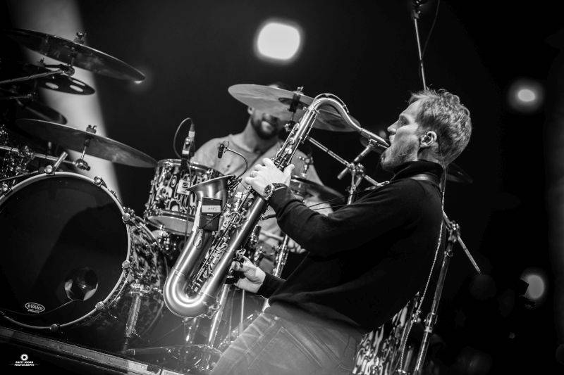 Chinaski naservírovali vyprodané O2 areně hity a zatančili tanec haka