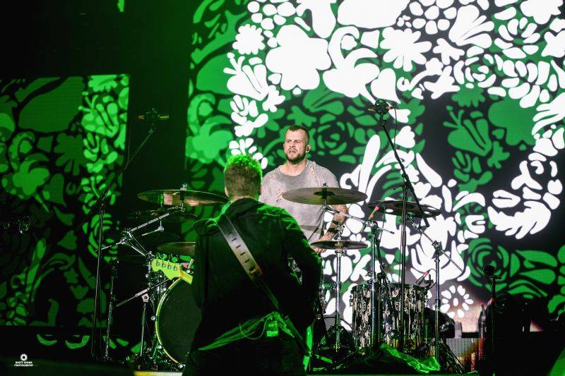 Chinaski naservírovali vyprodané O2 areně hity a zatančili tanec haka