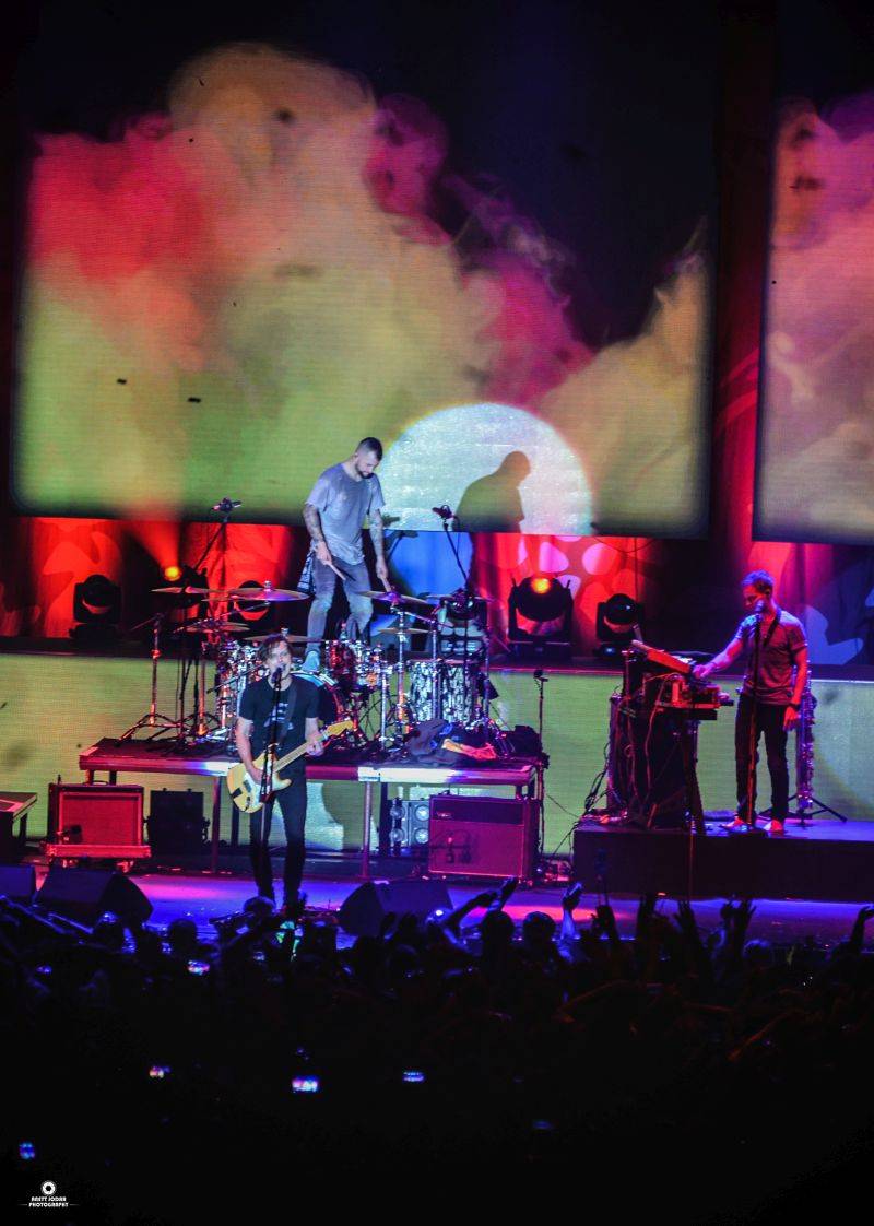 Chinaski naservírovali vyprodané O2 areně hity a zatančili tanec haka