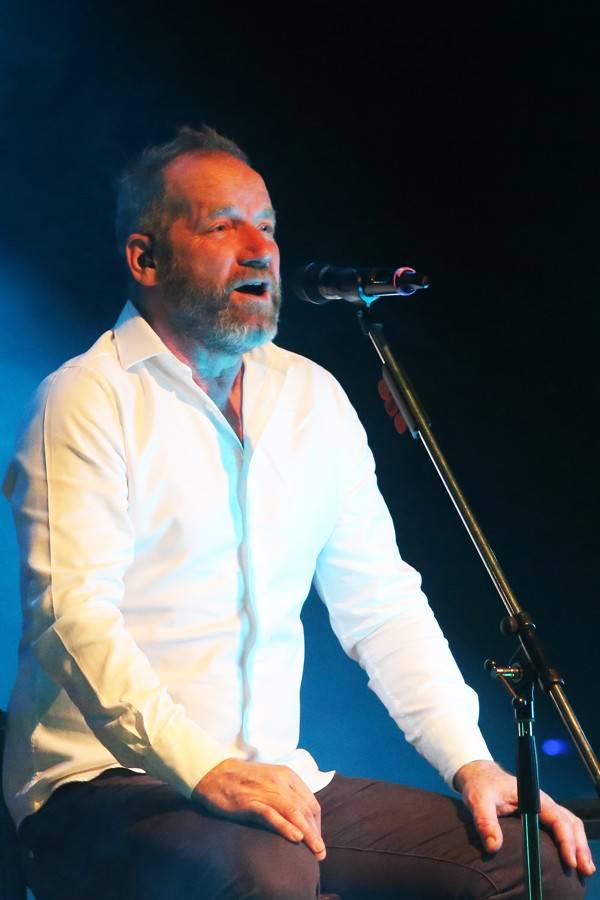 David Koller dostal v Brně za skvělý výkon hromadu kalhotek a podprsenku