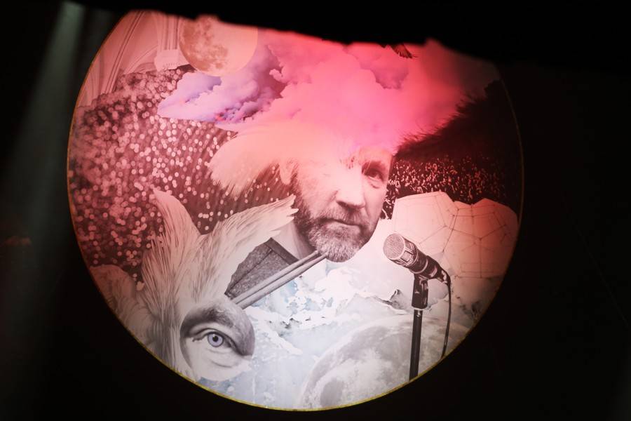 David Koller dostal v Brně za skvělý výkon hromadu kalhotek a podprsenku