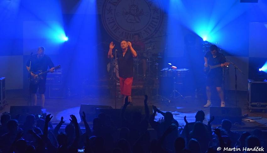 Na státní svátek řádili v plzeňské Šeříkovce Krucipüsk