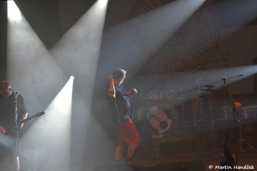 Na státní svátek řádili v plzeňské Šeříkovce Krucipüsk