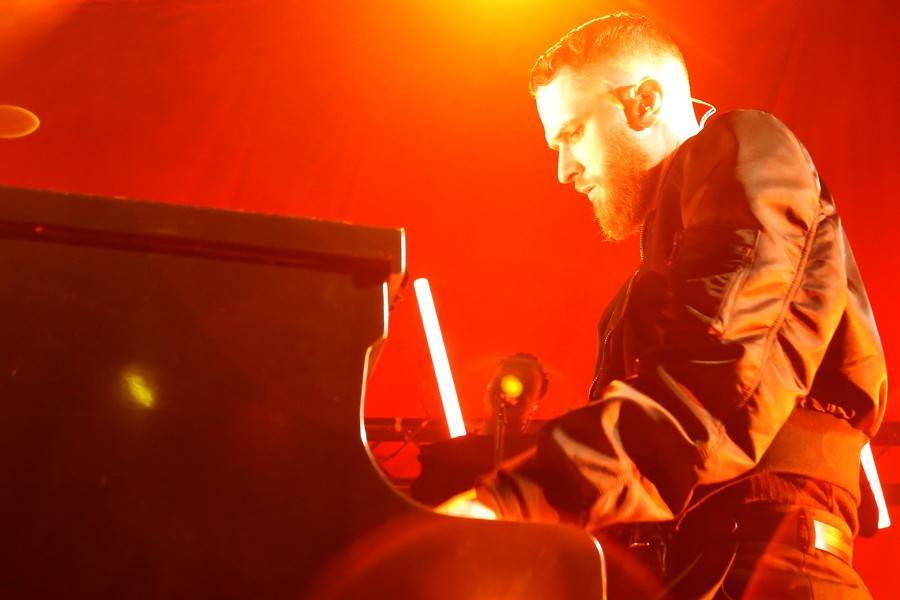 Písně Hurts zněly Bratislavou. Fanoušci je zpívali jako jeden muž