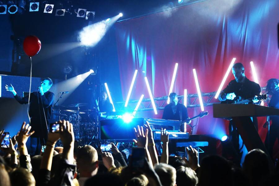 Písně Hurts zněly Bratislavou. Fanoušci je zpívali jako jeden muž