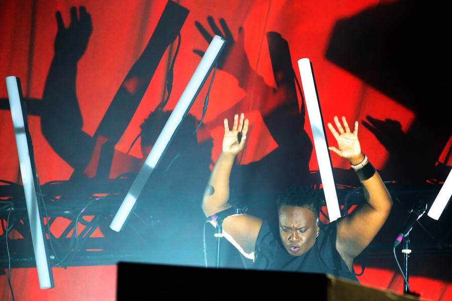 Písně Hurts zněly Bratislavou. Fanoušci je zpívali jako jeden muž