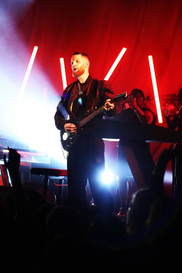 Písně Hurts zněly Bratislavou. Fanoušci je zpívali jako jeden muž