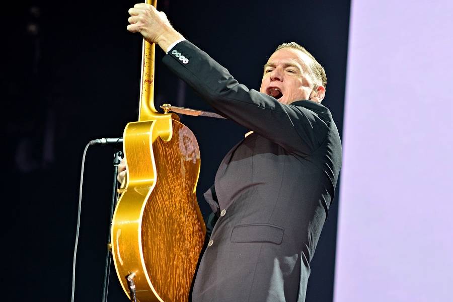 Bryan Adams postavil Brno na nohy novinkami i svými největšími hity
