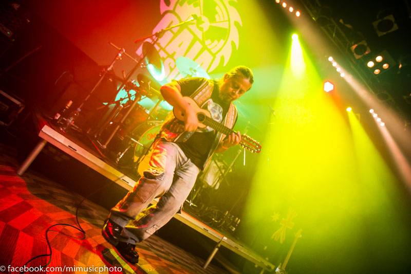 Energie sálající z Gaia Mesiah zbořila Lucerna Music Bar