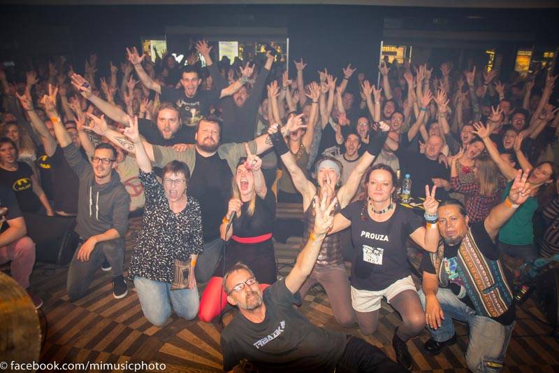 Energie sálající z Gaia Mesiah zbořila Lucerna Music Bar