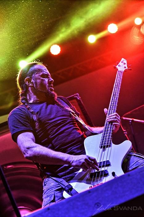 W.A.S.P. v Hluku připomněl desku The Crimson Idol a přihodil i další hity