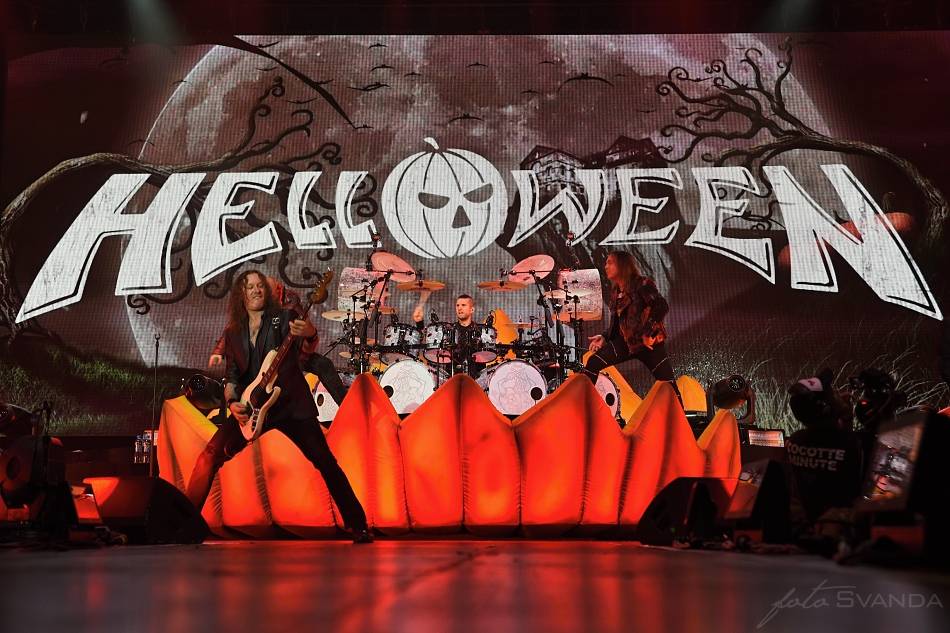 Helloween v Praze: Tříhodinová show připomněla zásadní milníky v historii kapely