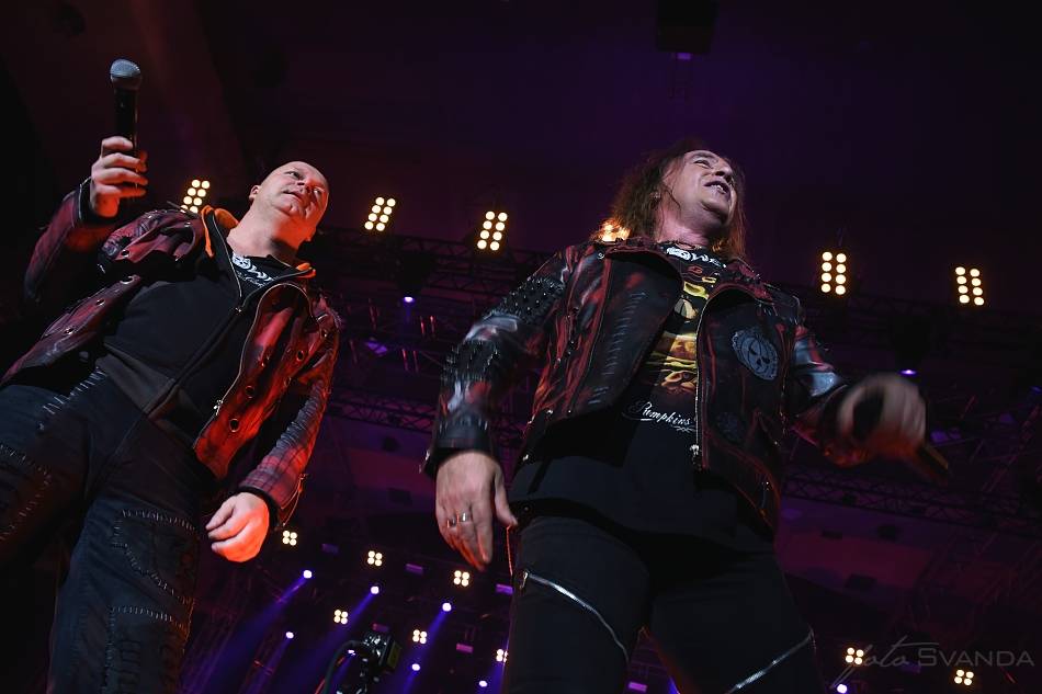 Helloween v Praze: Tříhodinová show připomněla zásadní milníky v historii kapely