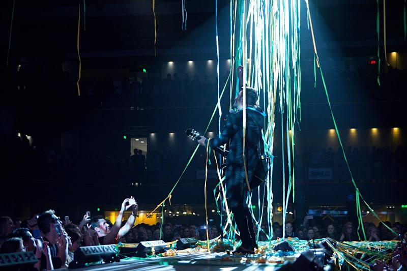 Marek Ztracený přivedl na výroční koncert do Fora Karlín i Karla Gotta