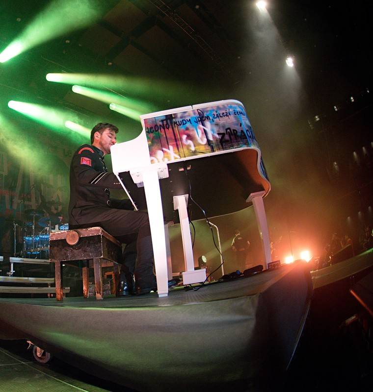 Marek Ztracený přivedl na výroční koncert do Fora Karlín i Karla Gotta