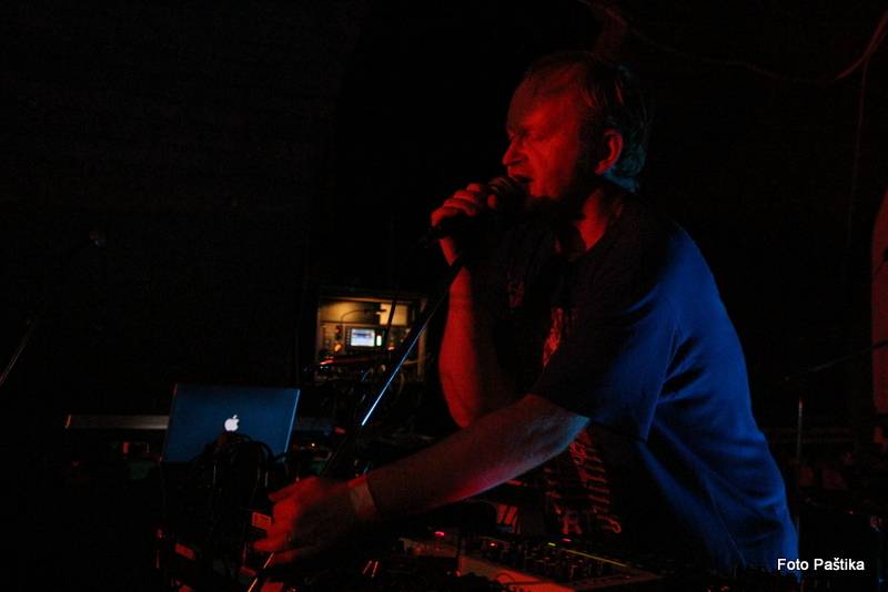 V Jaroměři řádili Ventolin a Midi Lidi, diváky rozveselili